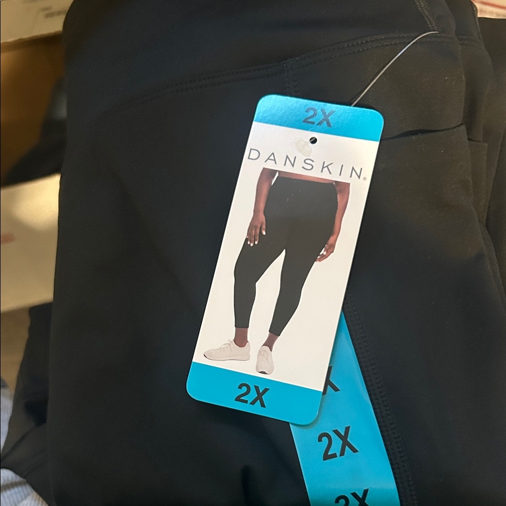 Danskin Classic Black Leggings 2X